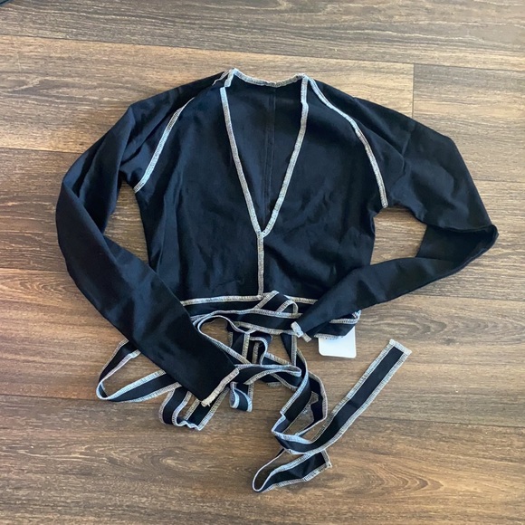 Contrast Overlook LS TOP - Picture 5 of 5